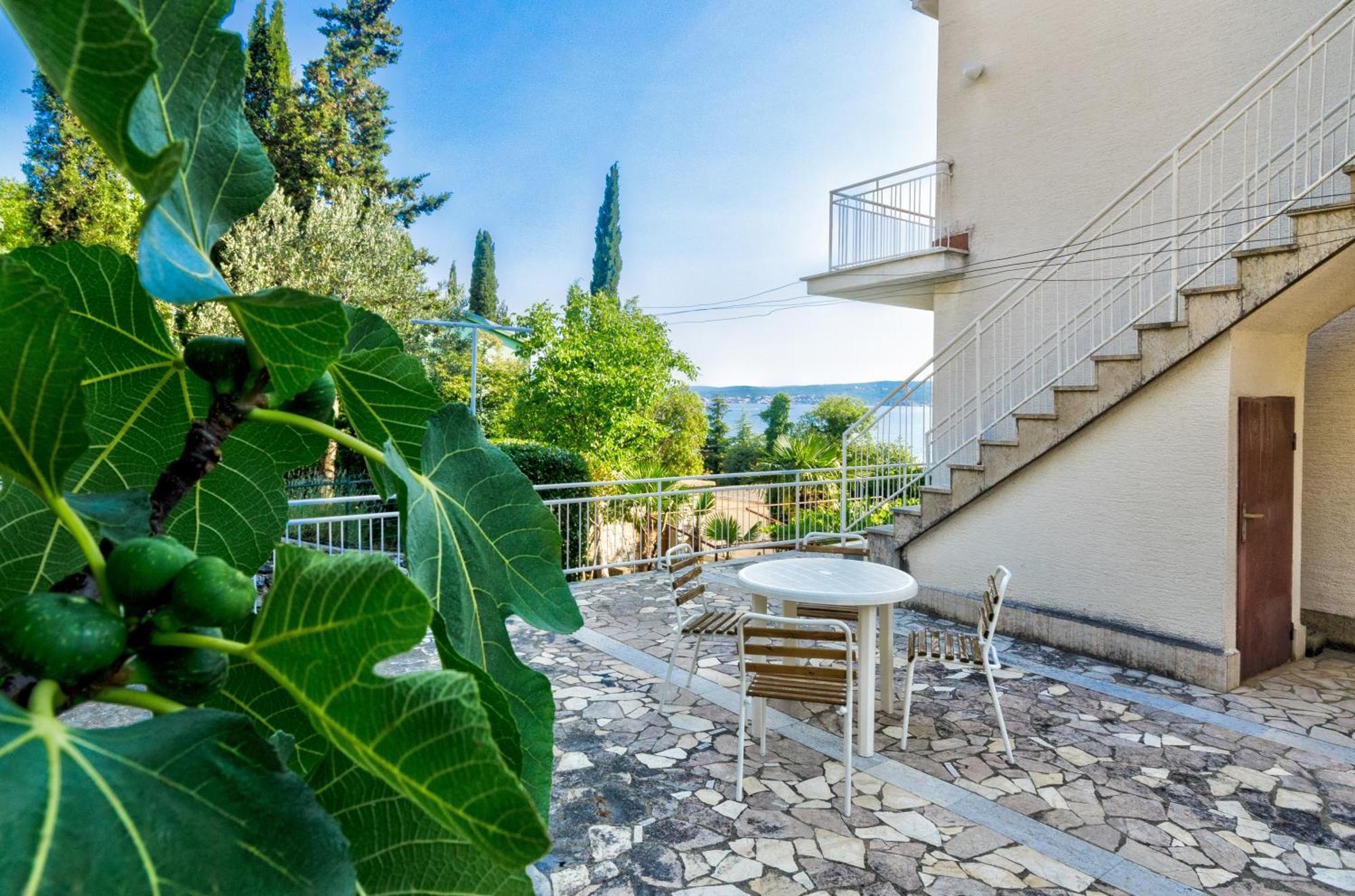 Mica Apartamento Crikvenica Exterior foto